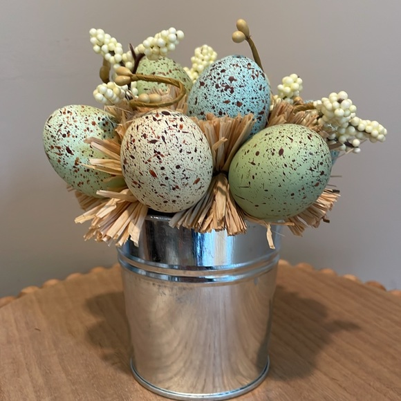 Speckled Easter Egg Floral Decor - Picture 2 of 5